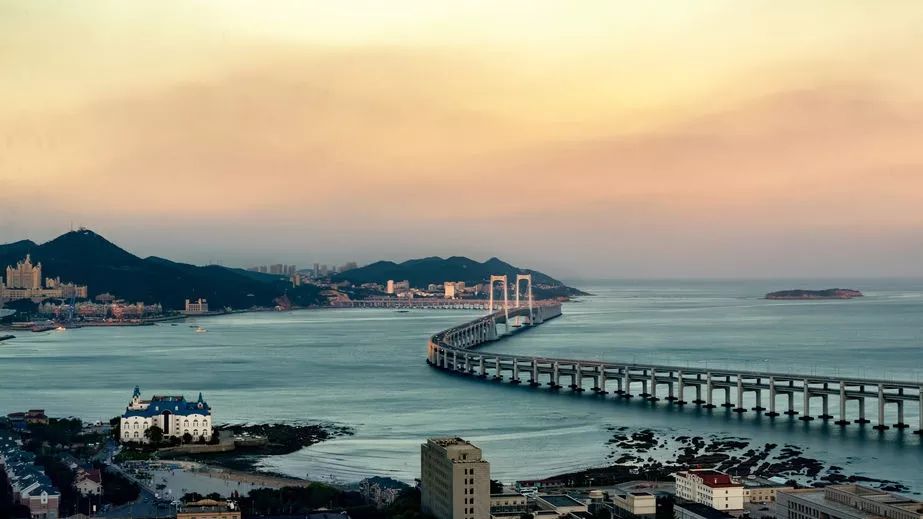 Teach English in Dalian: The Complete Guide